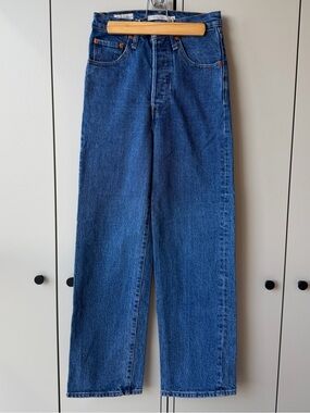 LEVI’S Ribcage Straight High-Waist Jeans - Medium Blue